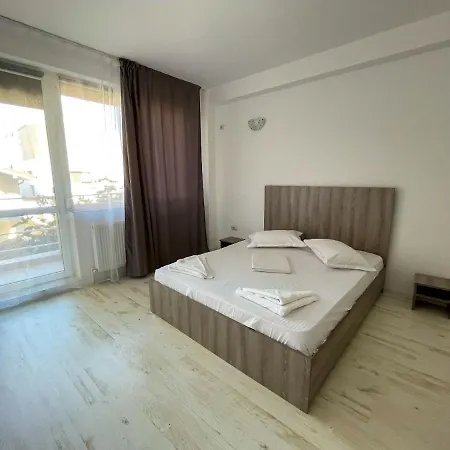 Atena - 3 Dormitoare Apartment